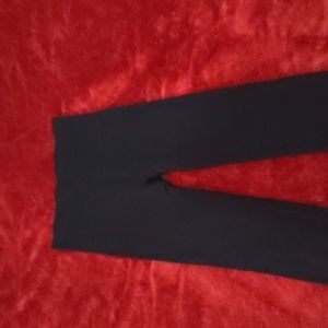 Black leggings